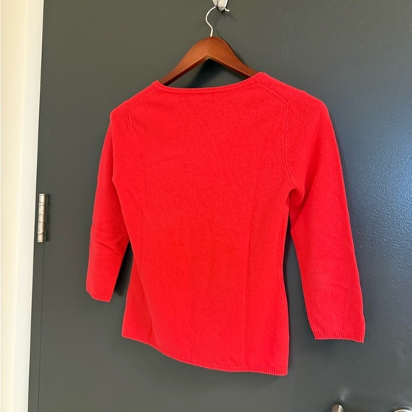 InCashmere S GUC coral V-Neck Sweater Fitted Style 3/4 sleeves - Picture 9 of 14